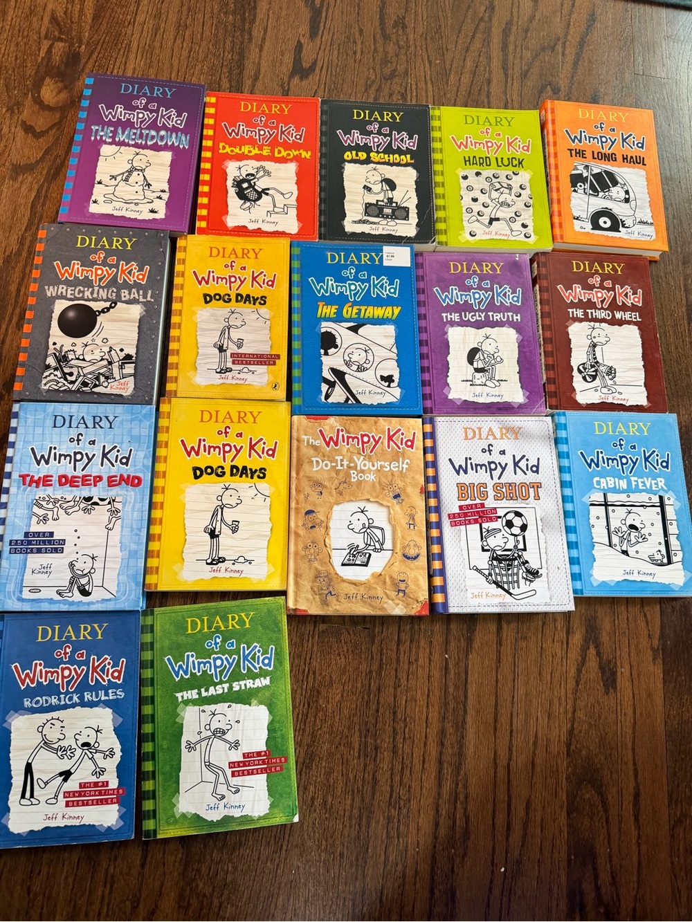 Book Collection - Multicolor - Picture 5 of 10